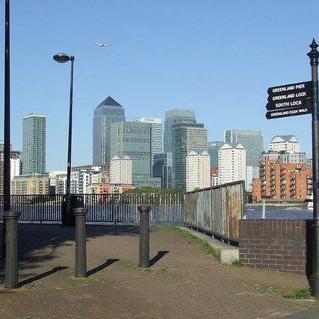 Surrey Quays Studio Londres Exterior foto